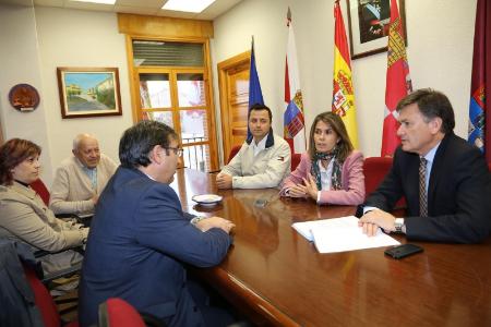 Imagen Abades recibe una ayuda de la Diputación para el cambio de bomba en la depuradora y la construcción de sepulturas