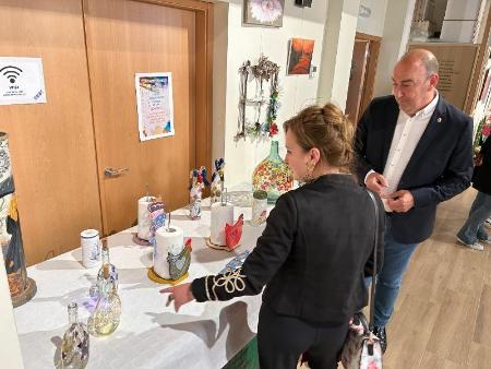 Imagen Miguel Ángel de Vicente afea al sindicato CC.OO. que quiera ensuciar los 33 años de trabajo en las Aulas de Manualidades “con medias verdades que no benefician ni a los trabajadores ni a las personas participantes”